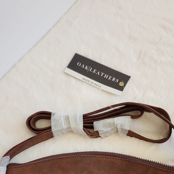 Oak Leather Brown Crossbody Bag NWT - Picture 4 of 16